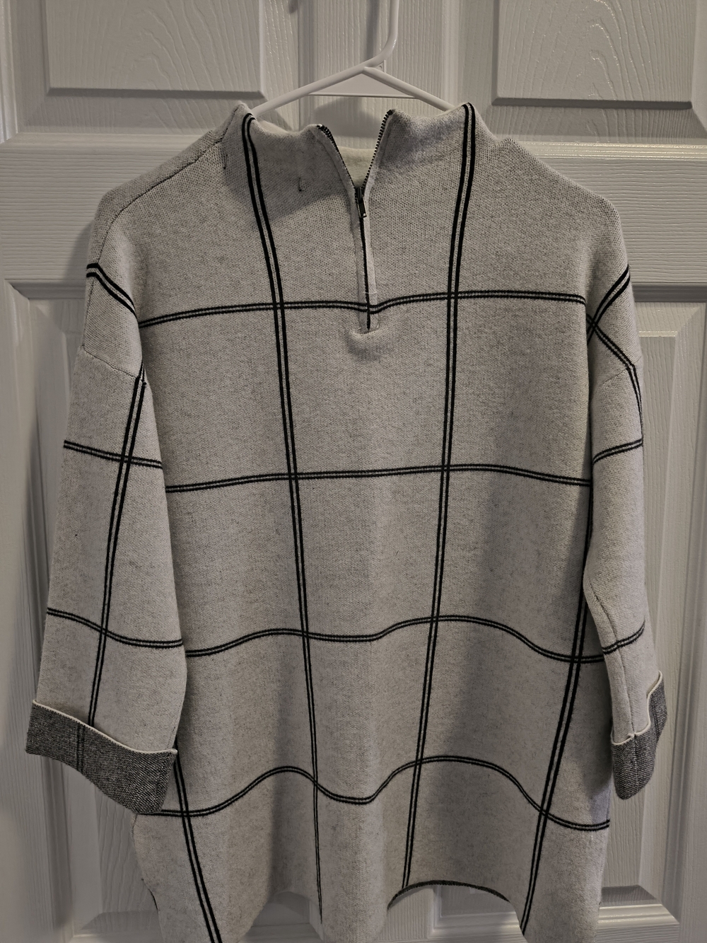 Tahari Men's Gray Windowpane Quarter-Zip Sweater